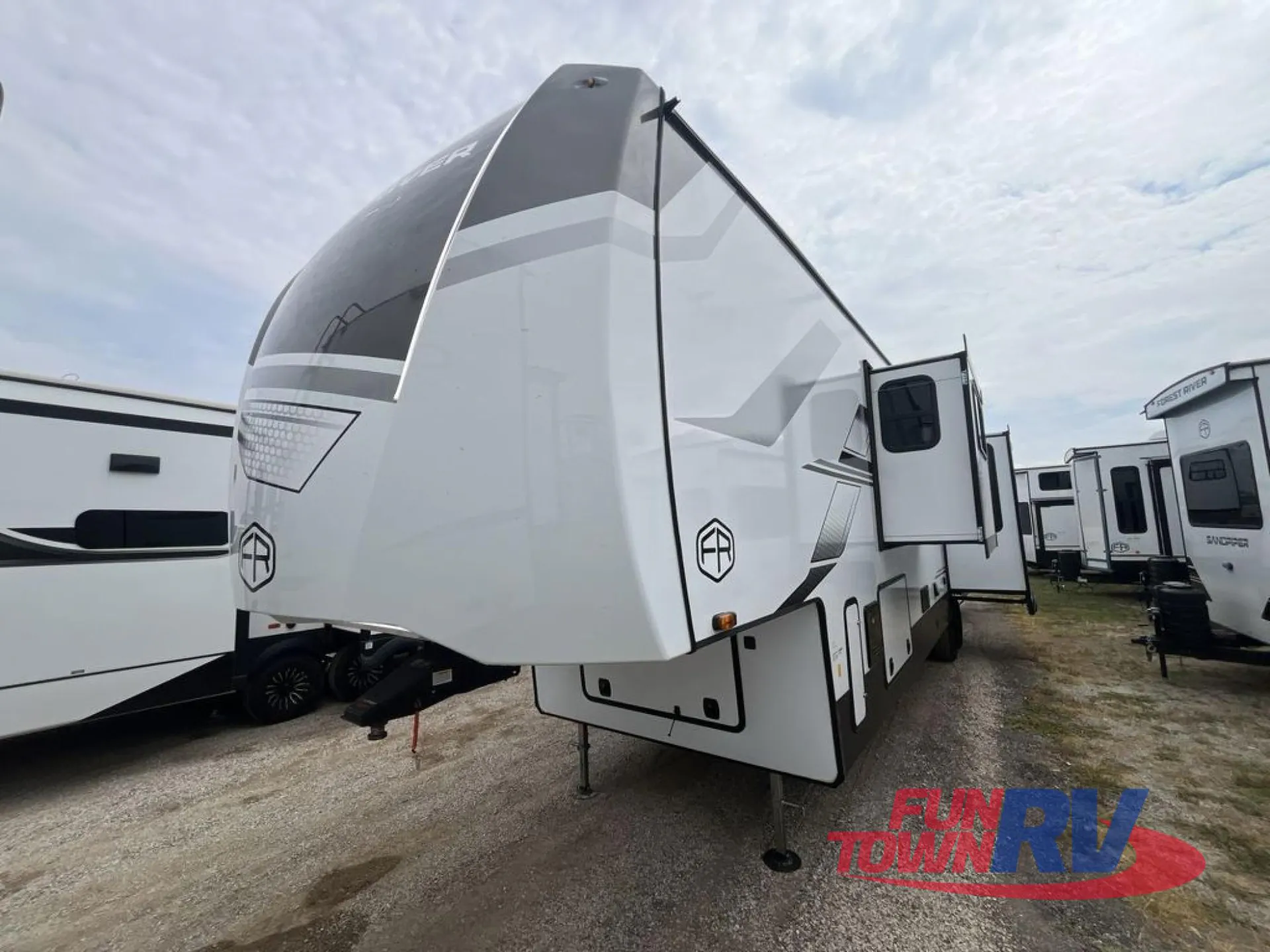 2026 Forest River Sandpiper 3800RK - Photo 4