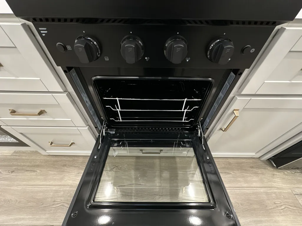 2026 Brinkley Model Z 3515, Photos photo 14