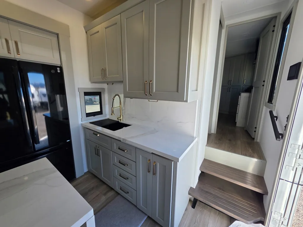2024 Brinkley Model G 3500, Photos photo 32
