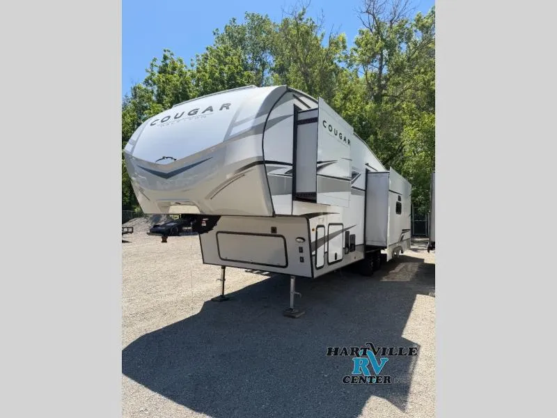 2023 Keystone RV Cougar Half-Ton 29RLI - Photo 3