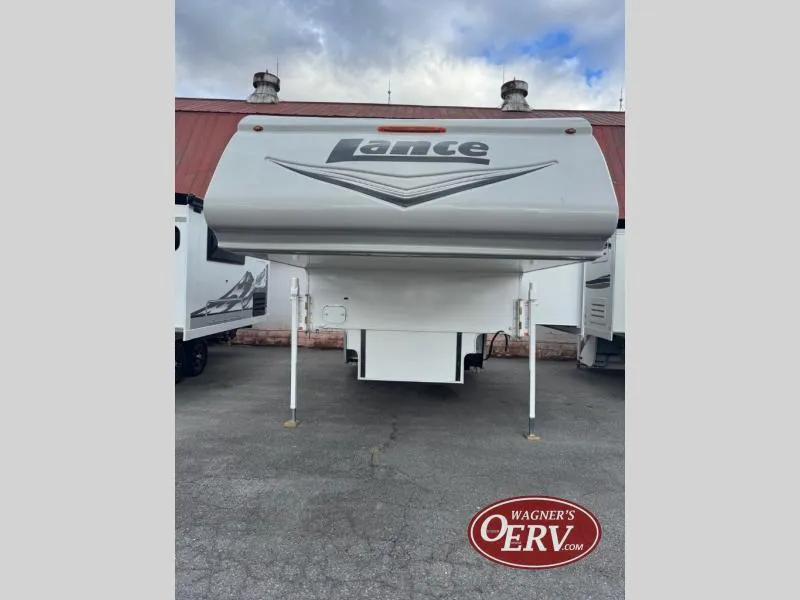 2026 Lance Lance Truck Campers New    1172 - Photo 2