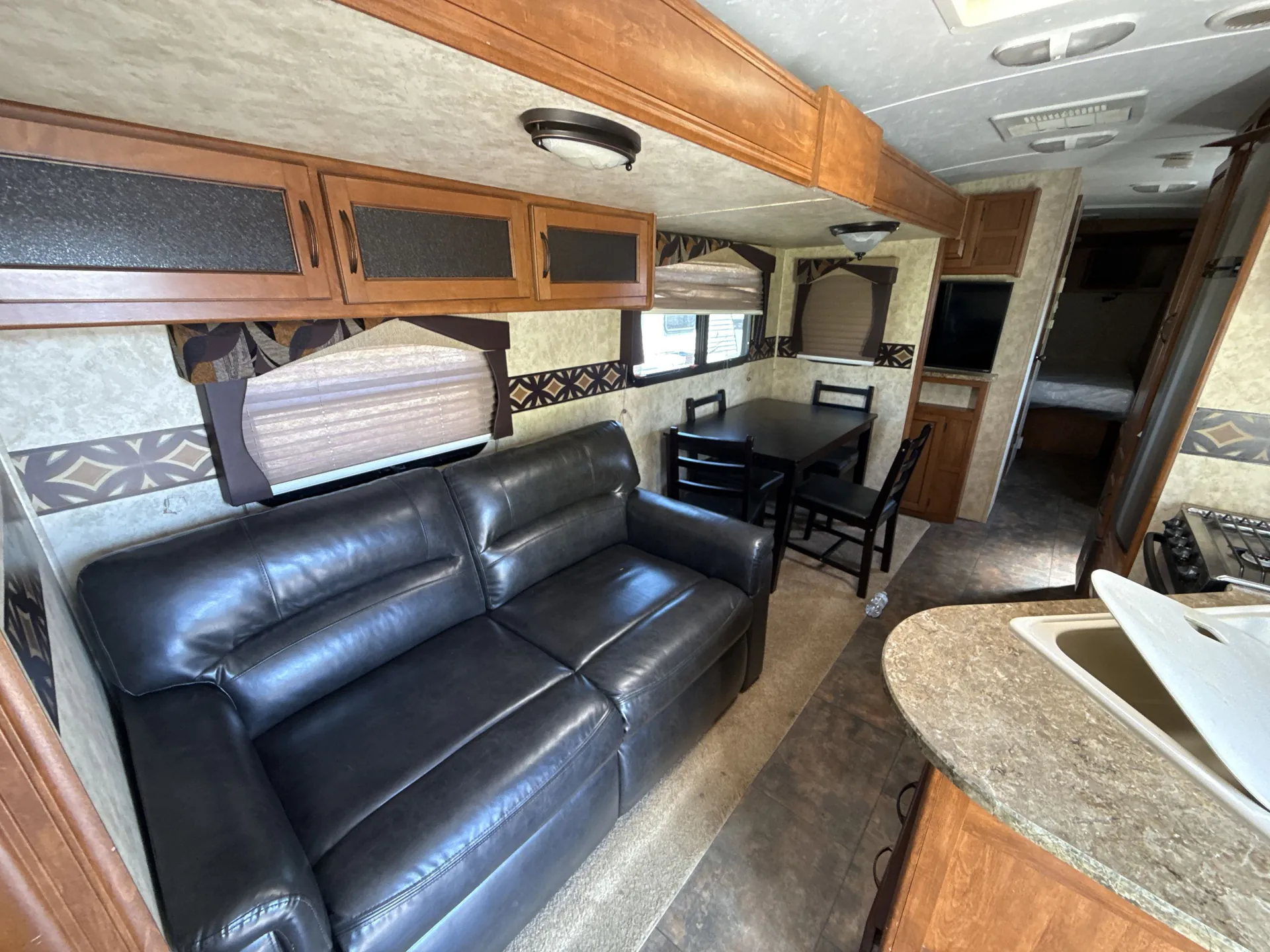 2018 Keystone Premier 31BKPR — living area main