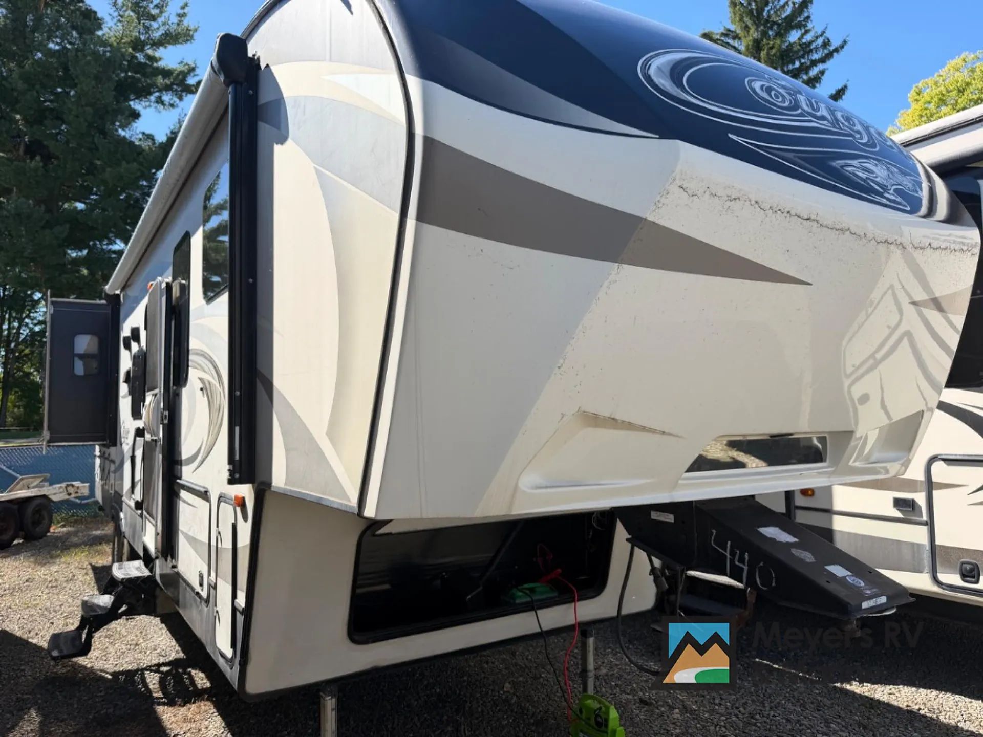 2016 Keystone Cougar 326RDS - Photo 2