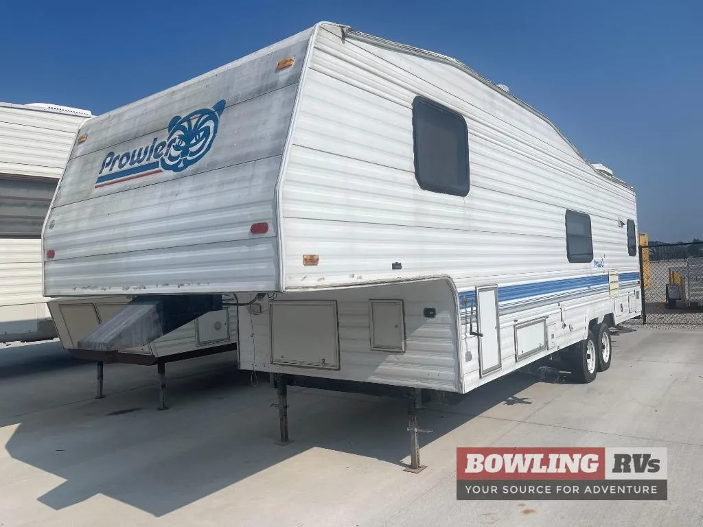 1995 Fleetwood Fleetwood Prowler 28 5D - Main photo