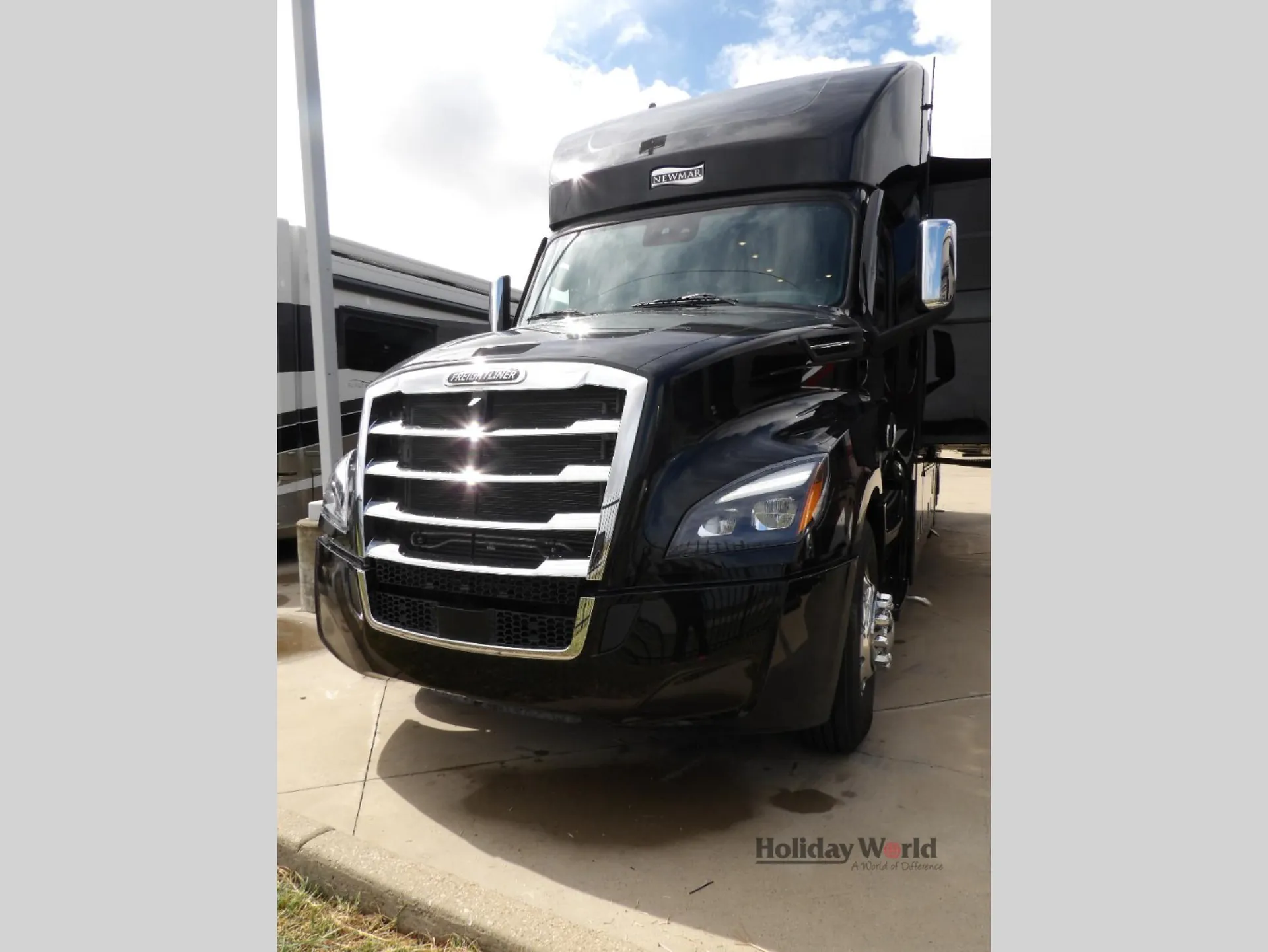 2026 Newmar Supreme Aire 4505 - Photo 3