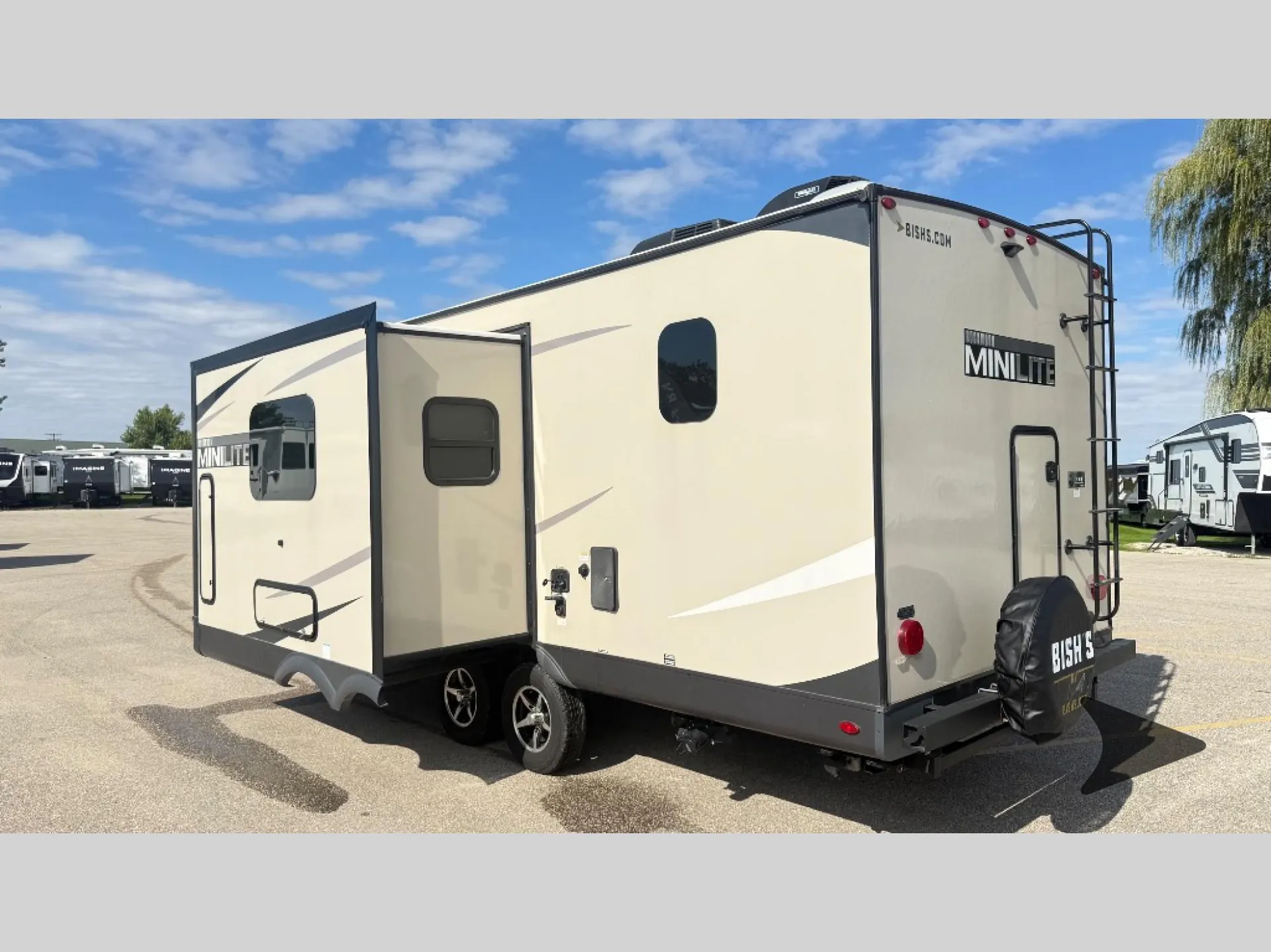 2023 Forest River Rockwood Mini Lite 2509S — Photo 6