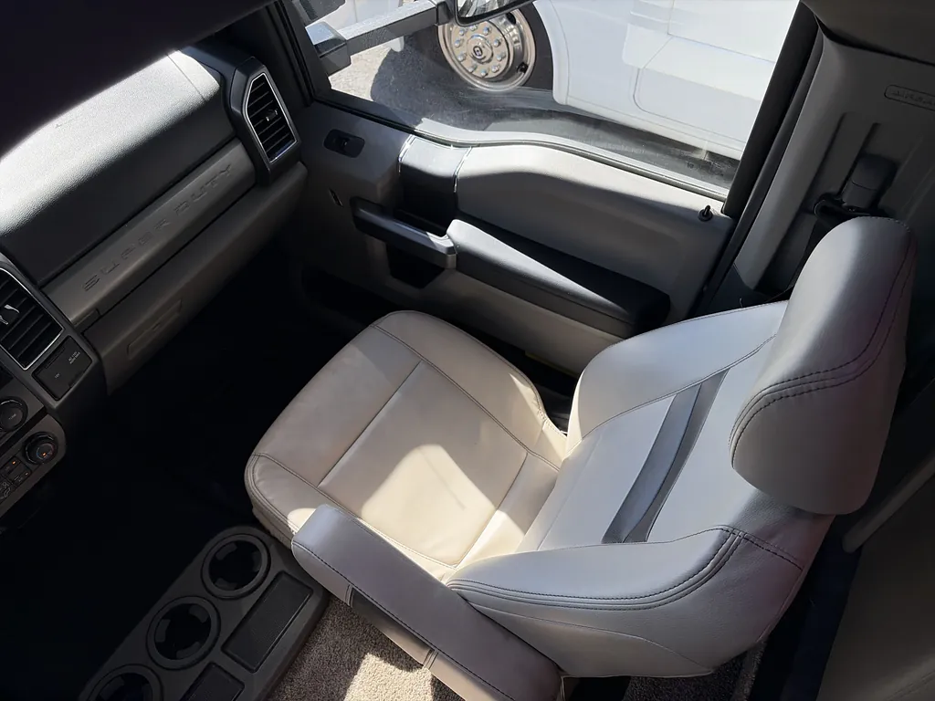 2023 Thor Motor Coach Magnitude RS36, Photos photo 31