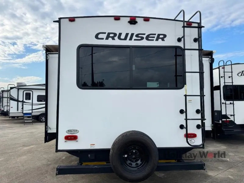 2024 CrossRoads RV Cruiser Aire 30RLS - Photo 2