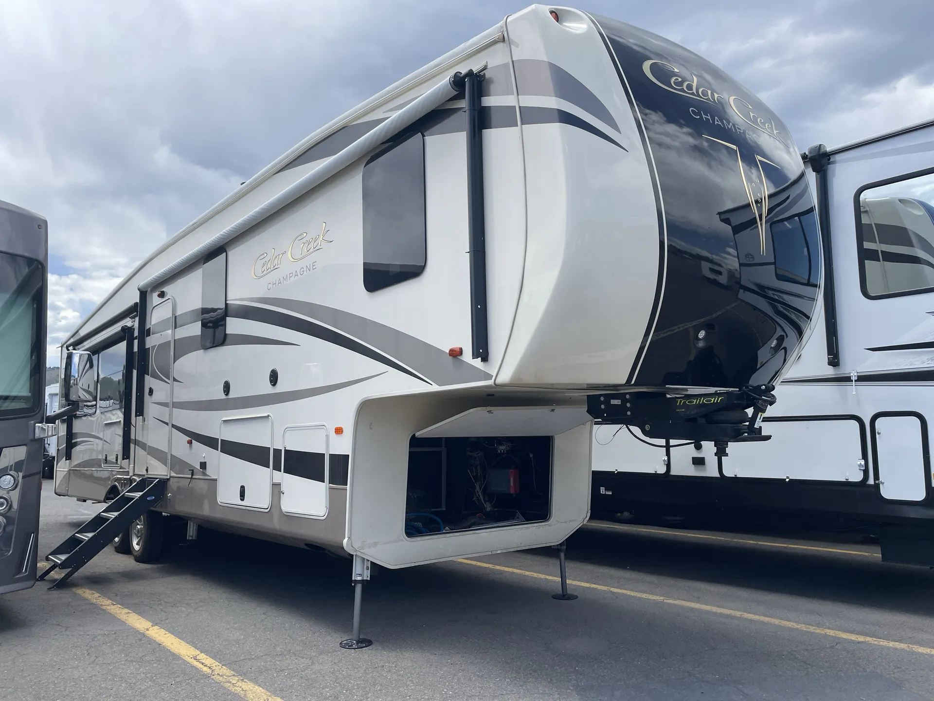 2018 Forest River Cedar Creek 38EL