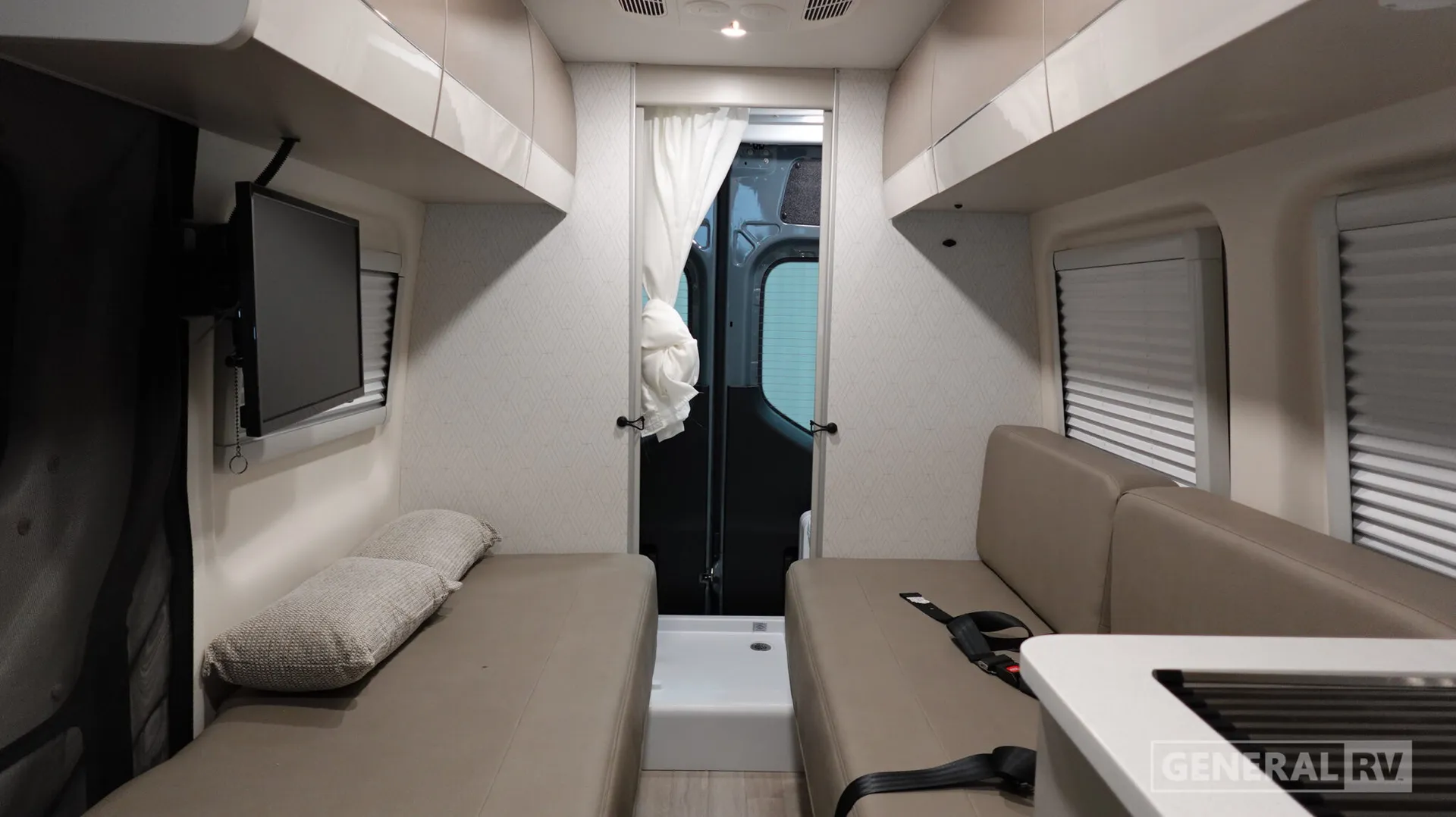2027 Thor Motor Coach Tranquility 19A - Photo 3