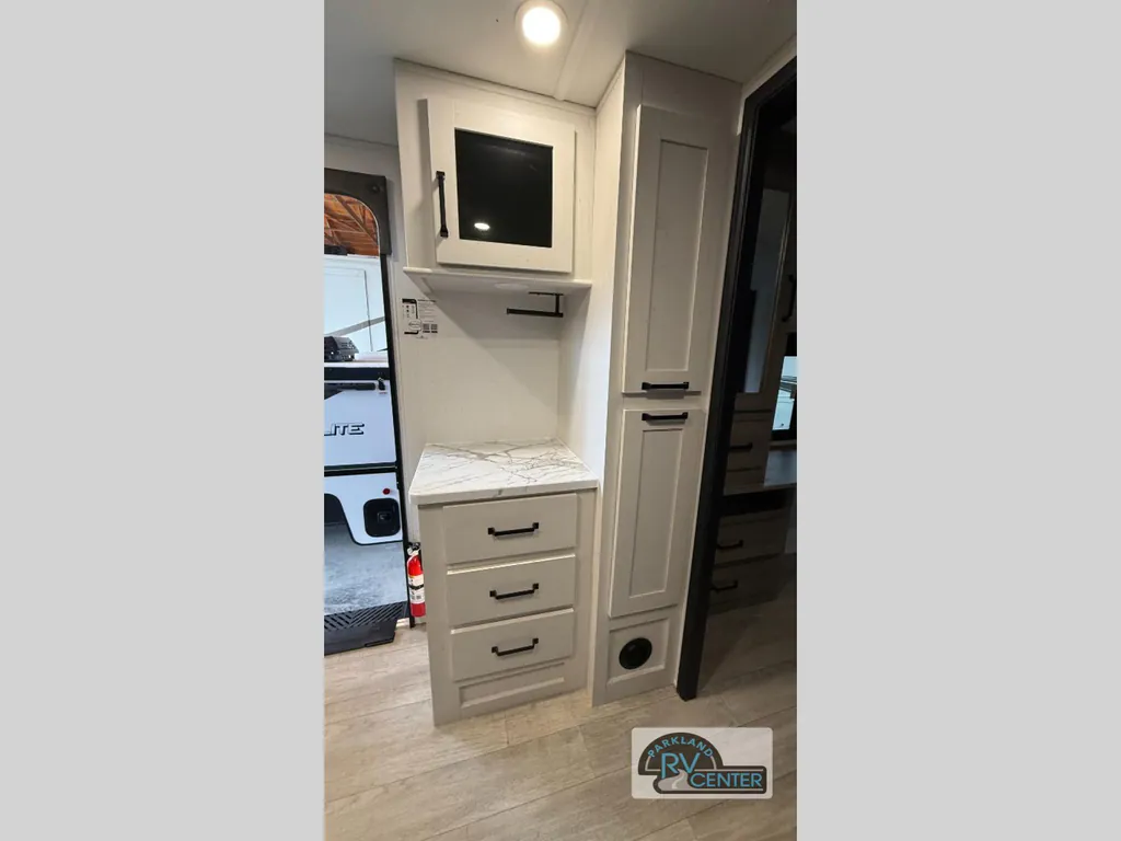 2027 Forest River Solaire 3300FLBS, Photos photo 32