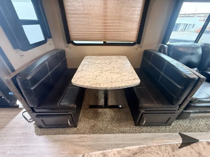2018 Grand Design Imagine 2950RL - Photo 4