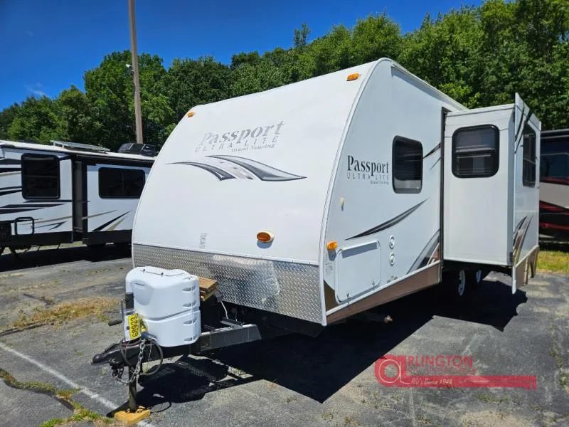 2014 Keystone RV Passport Used    2300BH Grand Touring - Photo 2