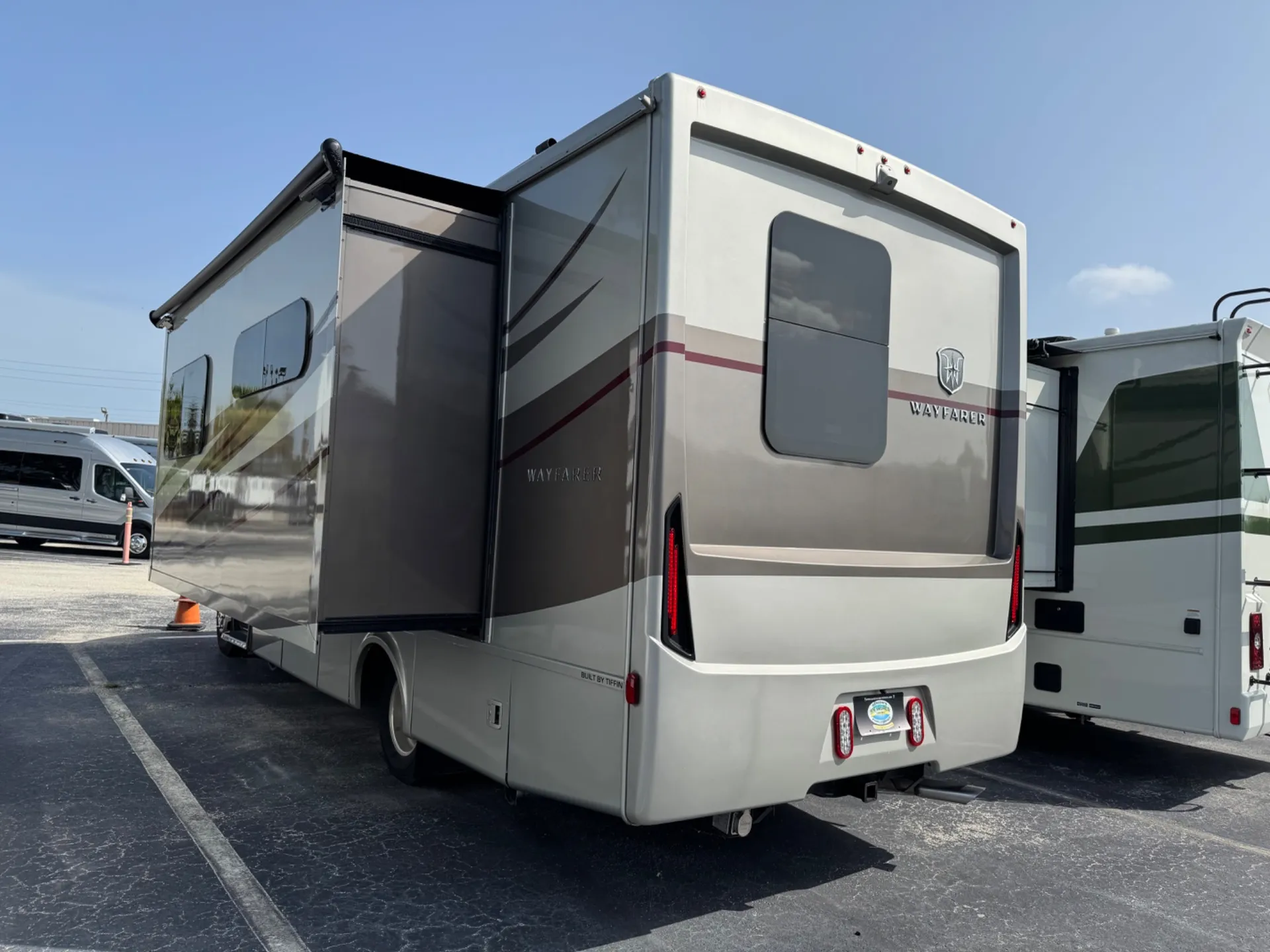 2023 Tiffin Wayfarer 25 RW - Photo 4