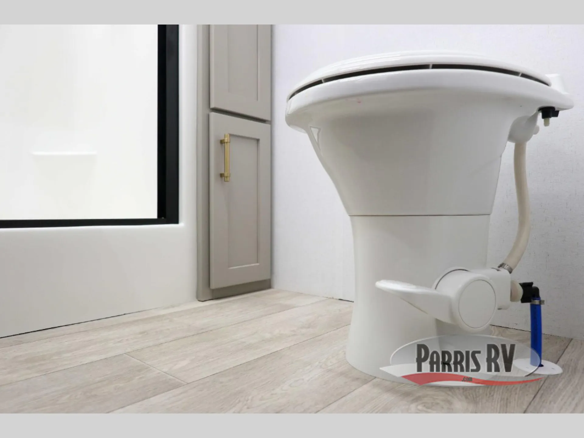 2026 Axiom RV Imperium I2900 - Photo 3