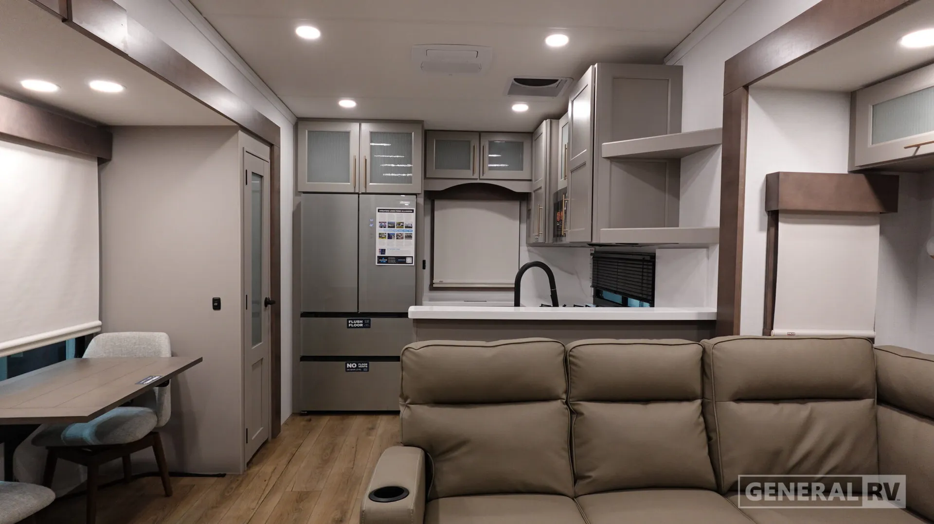 2026 Alliance RV Paradigm 382RK - Photo 3