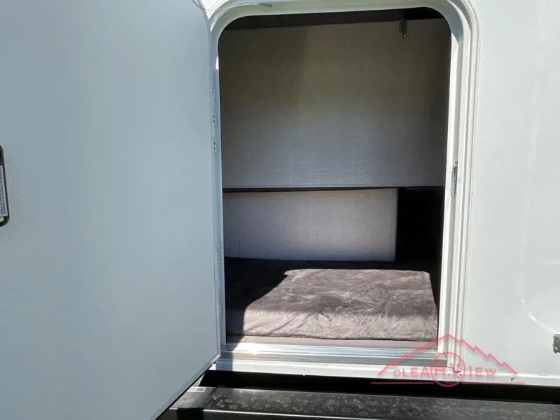 2025 Lance Lance Travel Trailers New    2185 - Photo 4