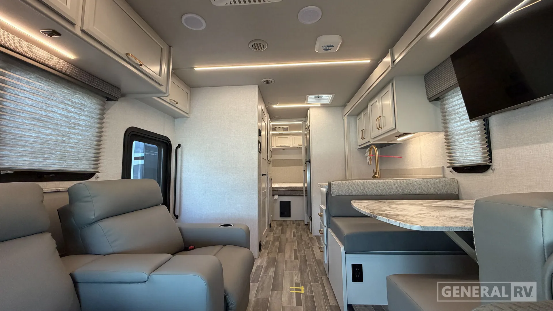 2025 Fleetwood Altitude 29F - Photo 3