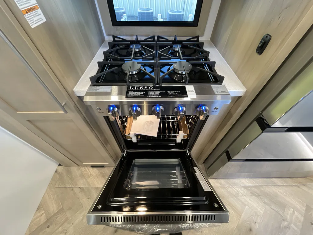 2026 Keystone Raptor 415, Photos photo 11