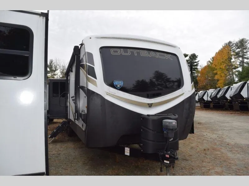 2022 Keystone Outback 330RL - Photo 4