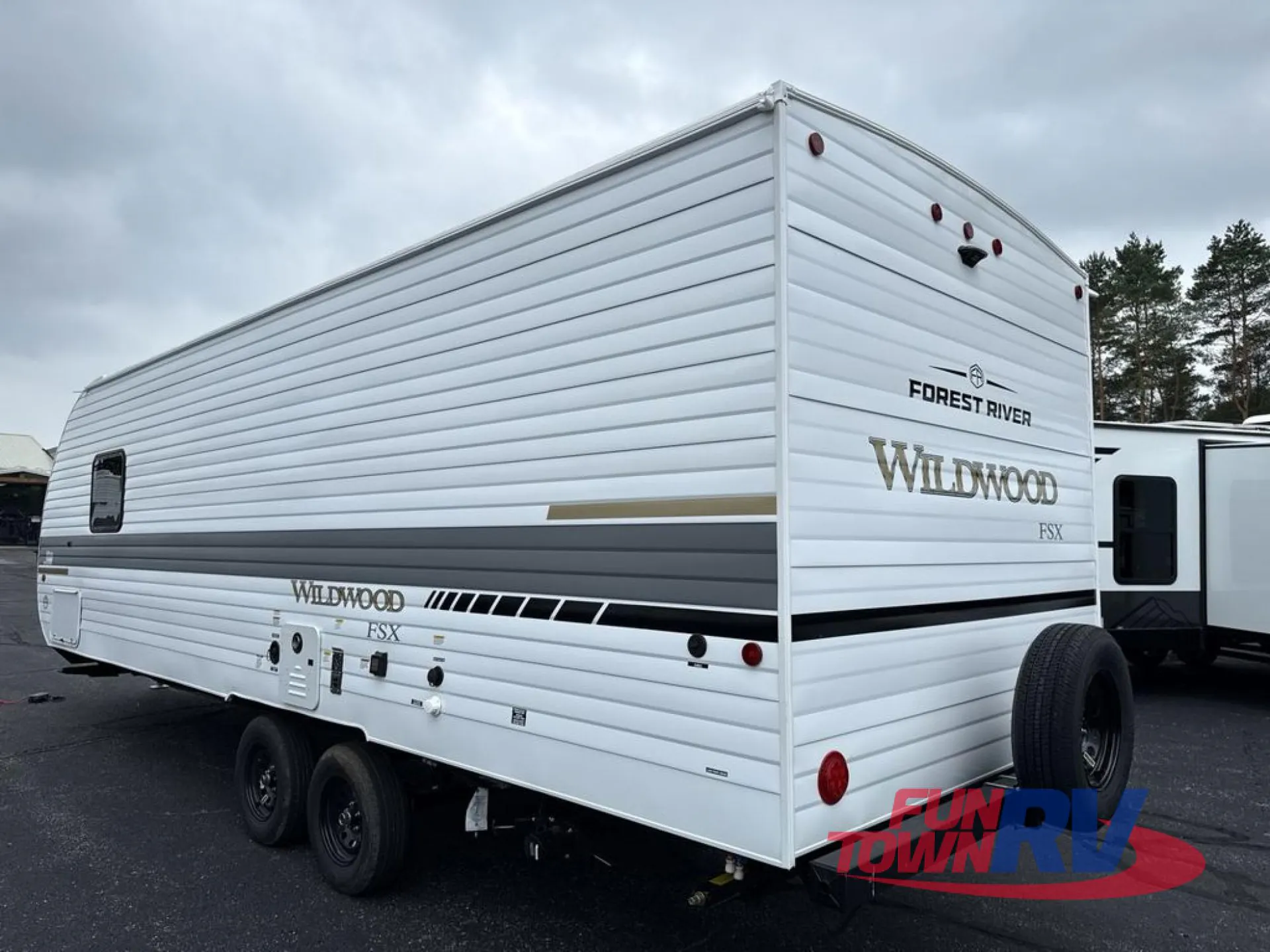 2027 Forest River Wildwood FSX 260BHLE — Photo 5