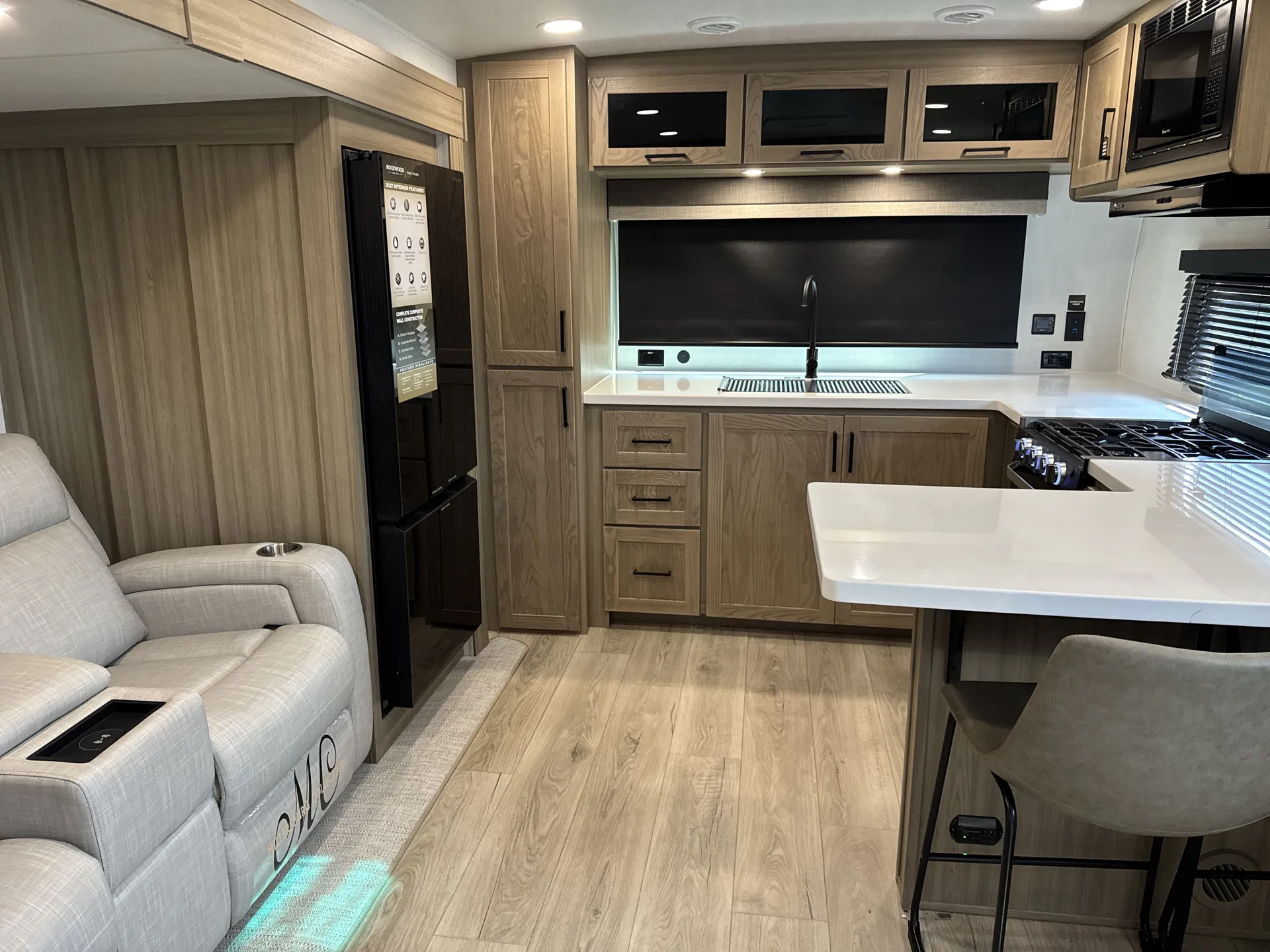 2027 Forest River Rockwood Mini Lite 2523MBR