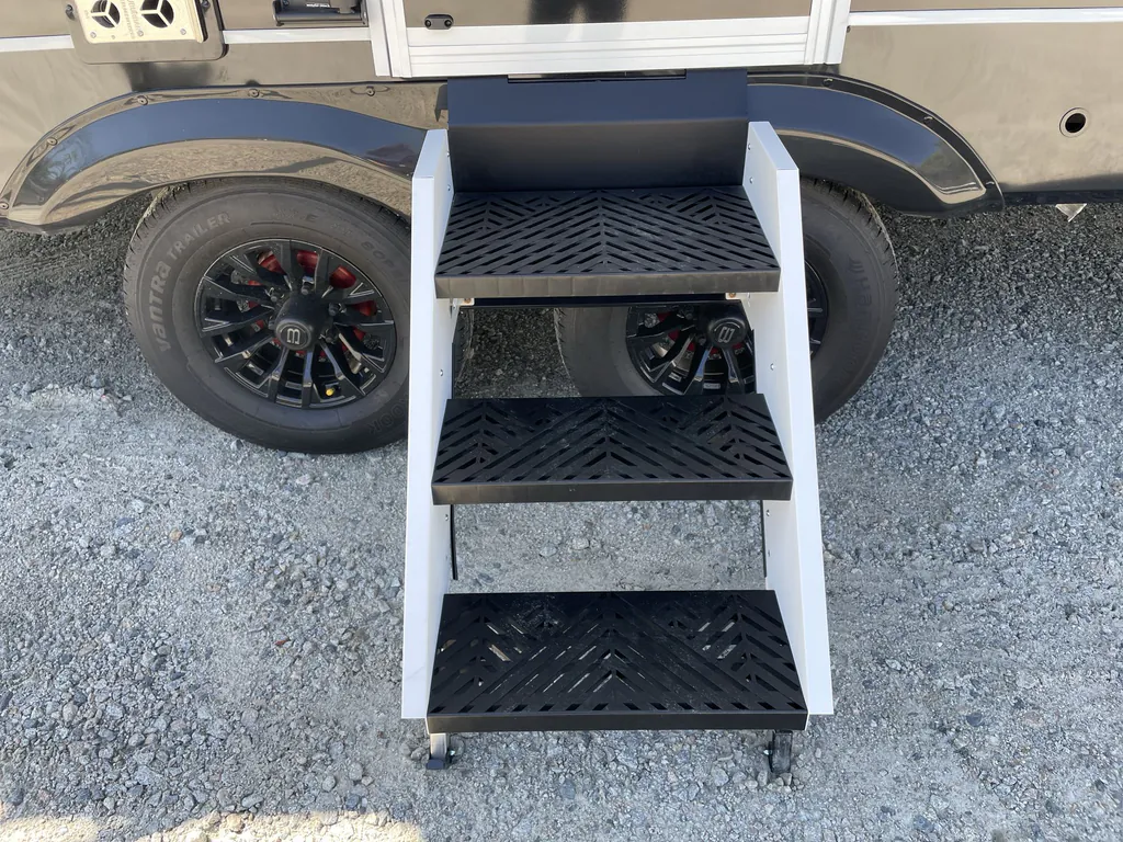 2026 Brinkley Model I 235, Photos photo 8