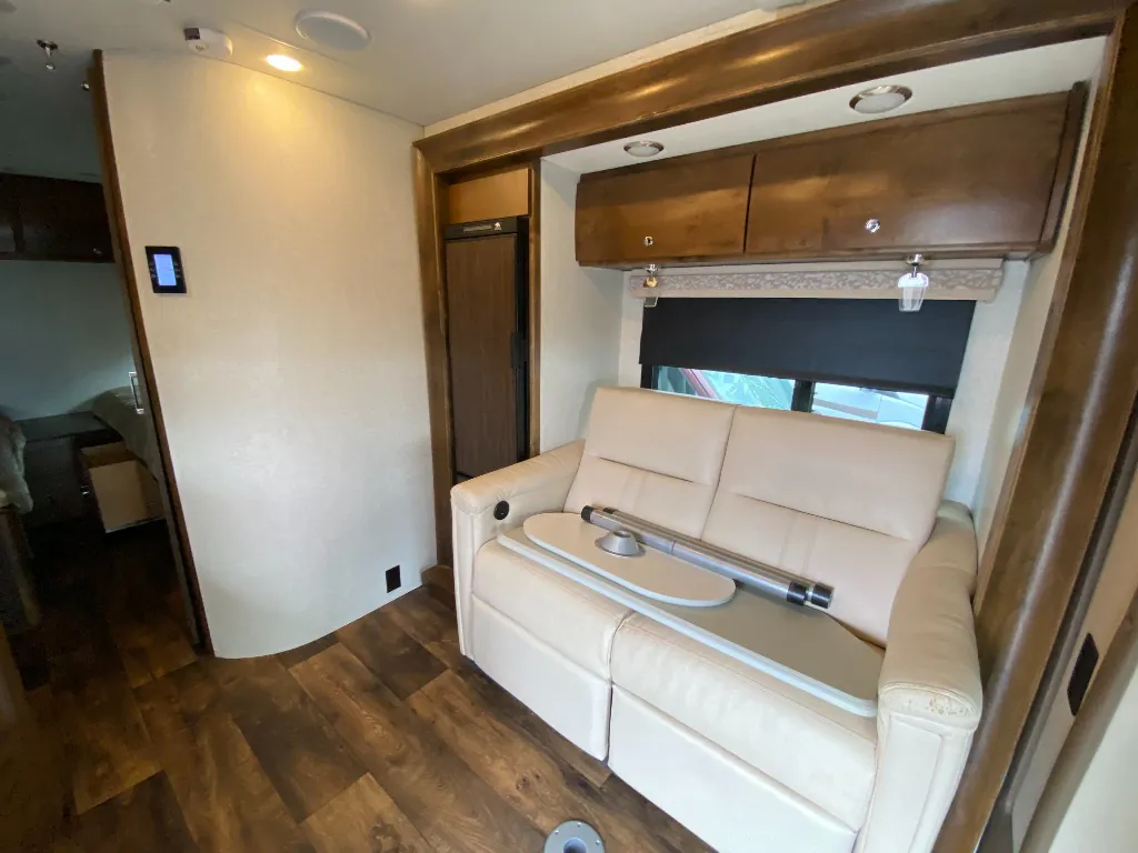 2019 Tiffin Wayfarer 24 TW, Photos photo 15