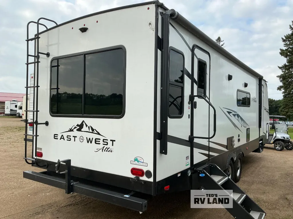 2022 East to West Alta 2850KRL, Photos photo 4