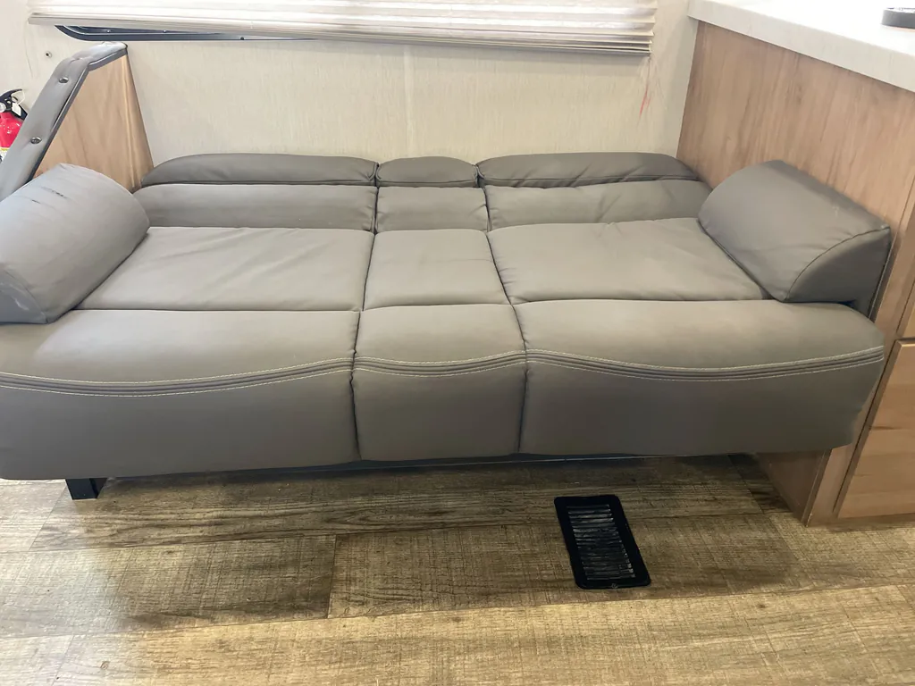 2024 Forest River Cherokee Wolf Den 272BRB, Photos photo 39