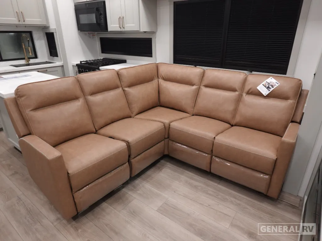 2025 Brinkley Model G 3250, Photos photo 25