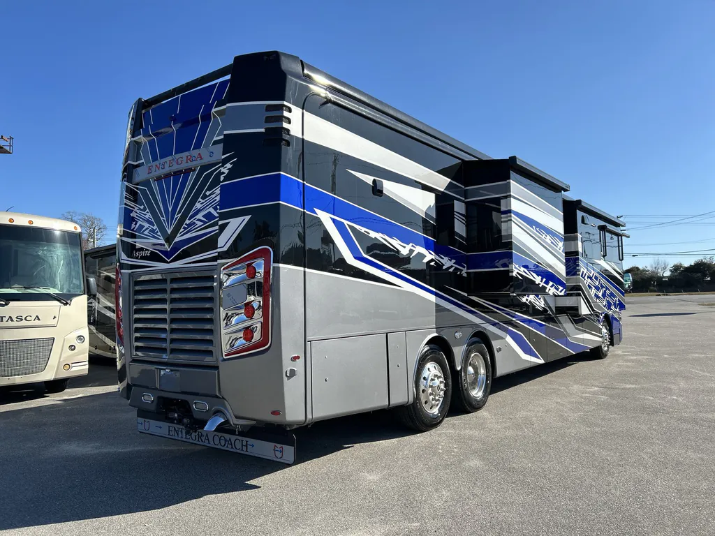 2026 Entegra Coach Aspire 44D, Photos photo 21