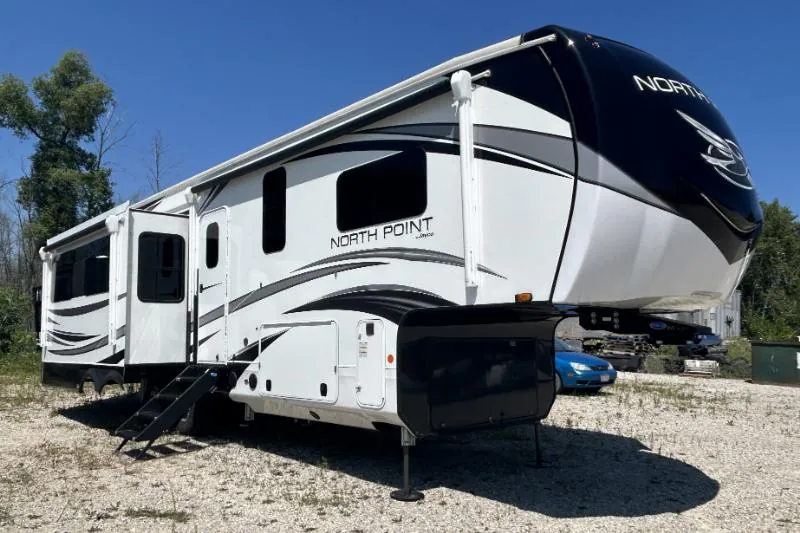 2022 Jayco North Point 340CKTS - Photo 2