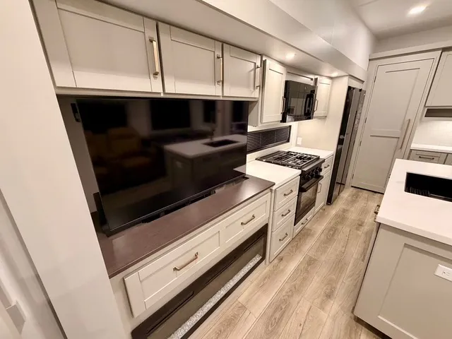 2026 Brinkley Model Z 3515, Photos photo 14