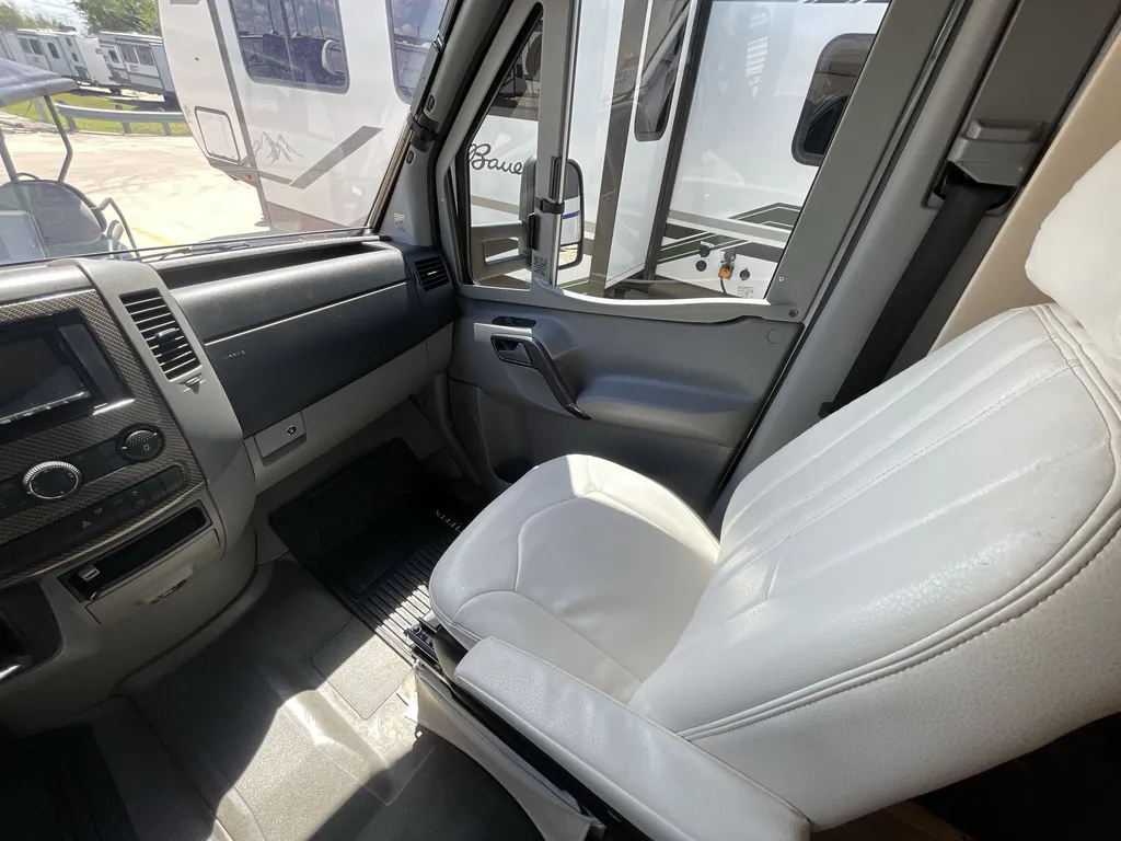 2019 Tiffin Wayfarer 24 TW, Photos photo 21