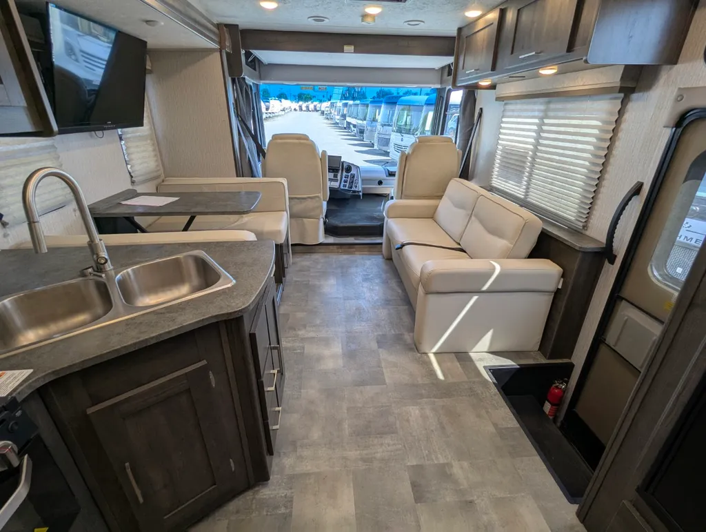 2023 Coachmen Pursuit 31BH, Photos photo 22