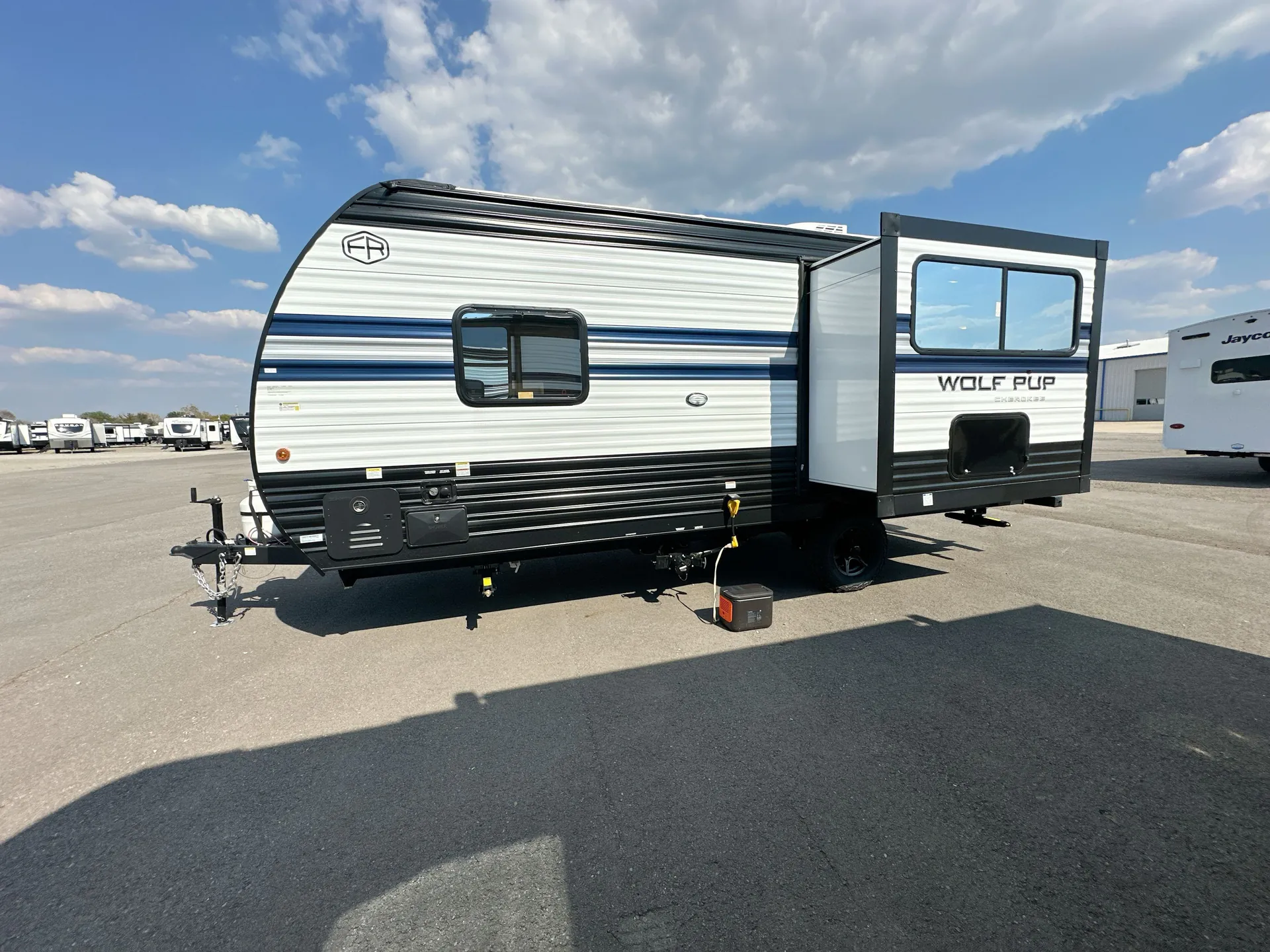 2027 Forest River Cherokee Wolf Pup 17SC — off campside