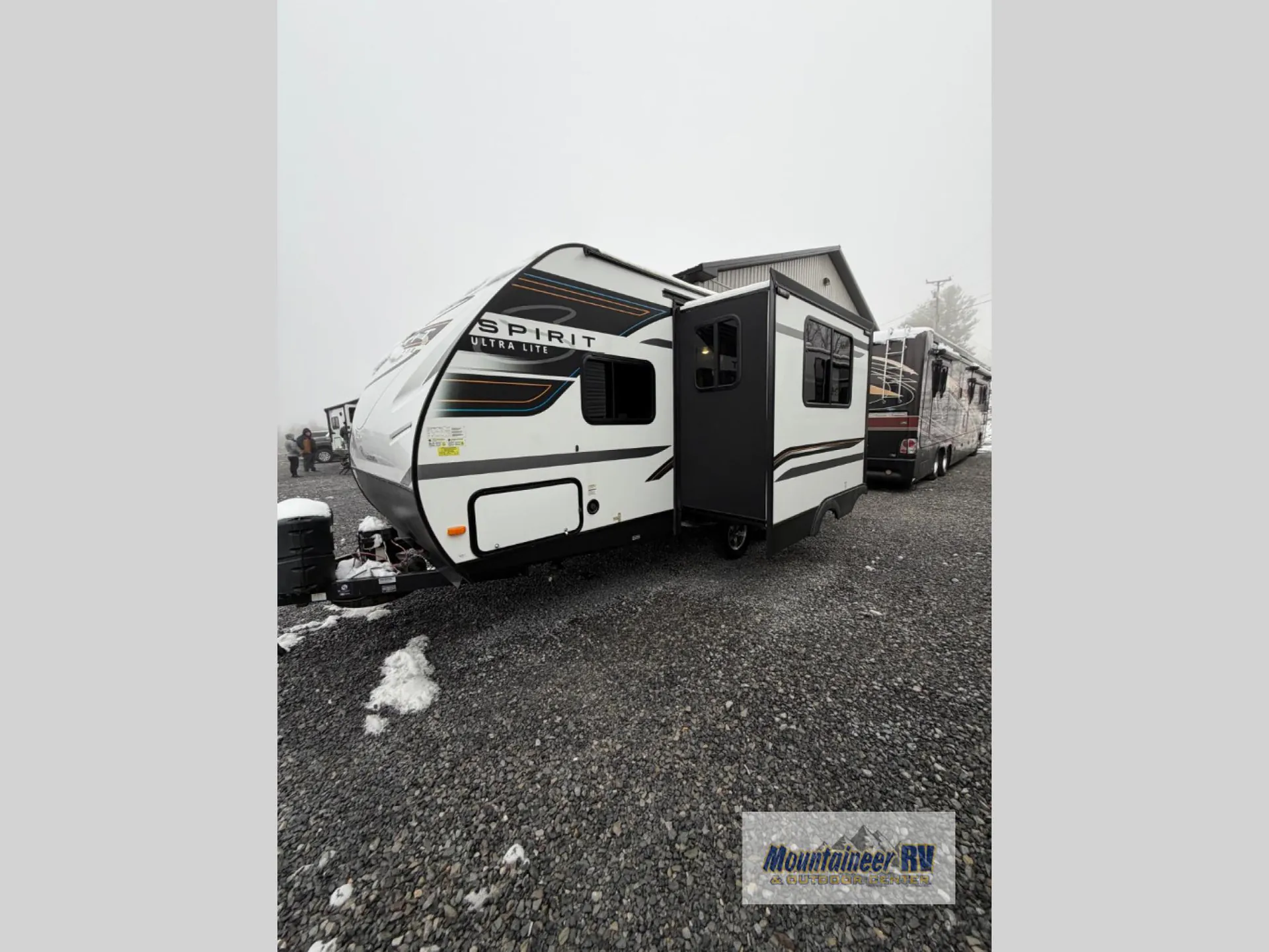 2021 Coachmen Northern Spirit 1943RB - Photo 3