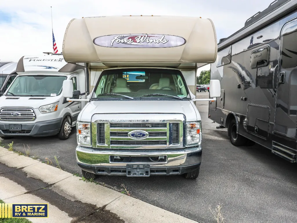 2018 Thor Motor Coach Four Winds 23U - Photo 4