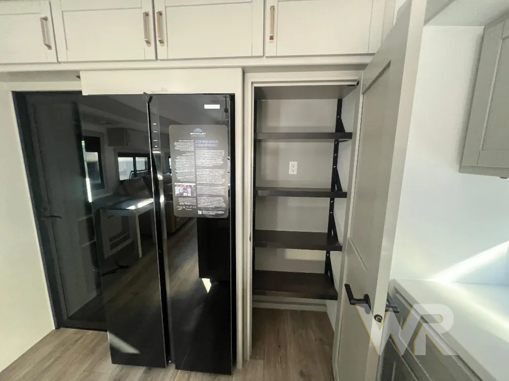 2026 Brinkley Model Z 3420, Photos photo 28