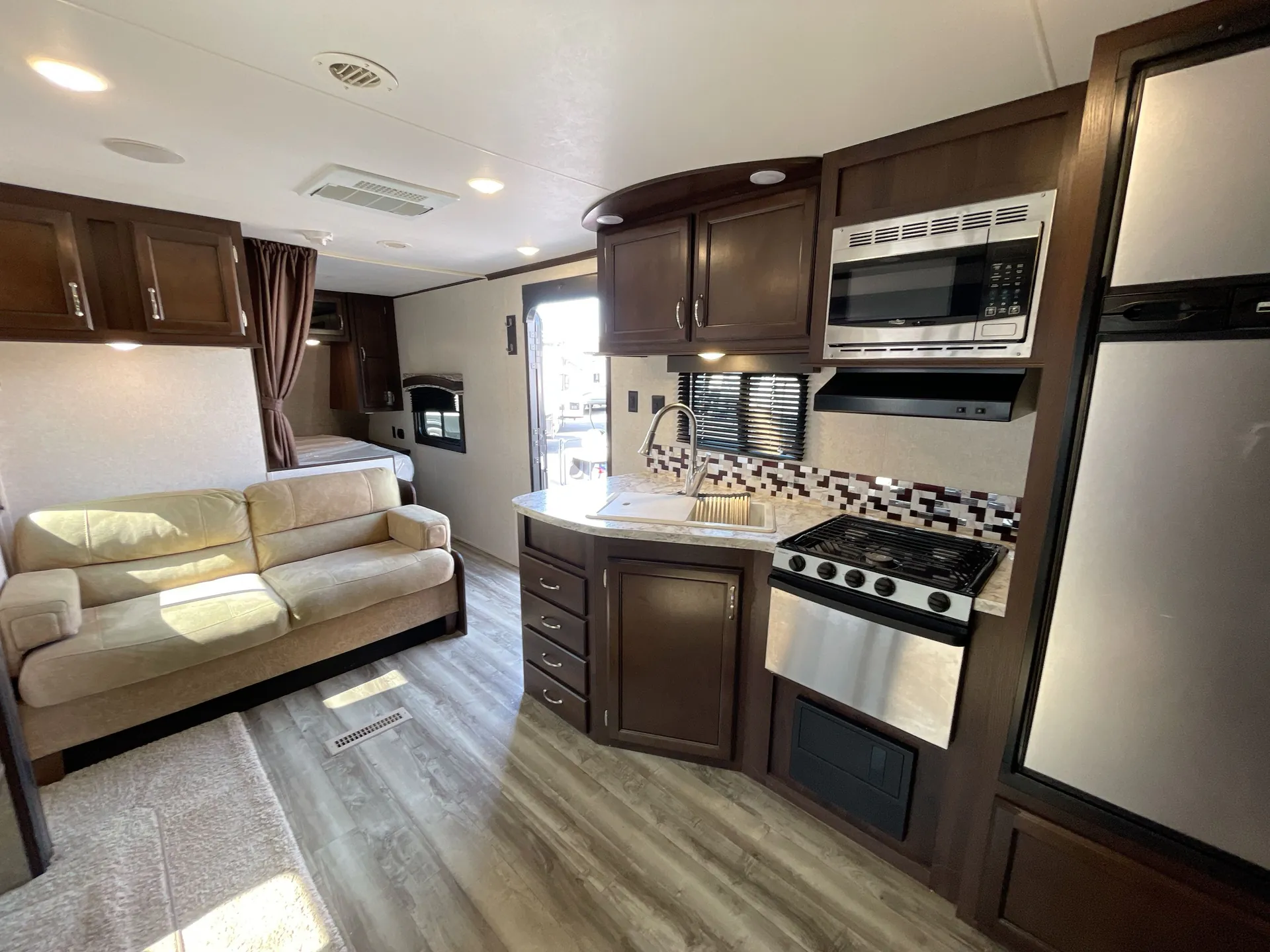 2018 Jayco Jay Flight 24RBS — living area main