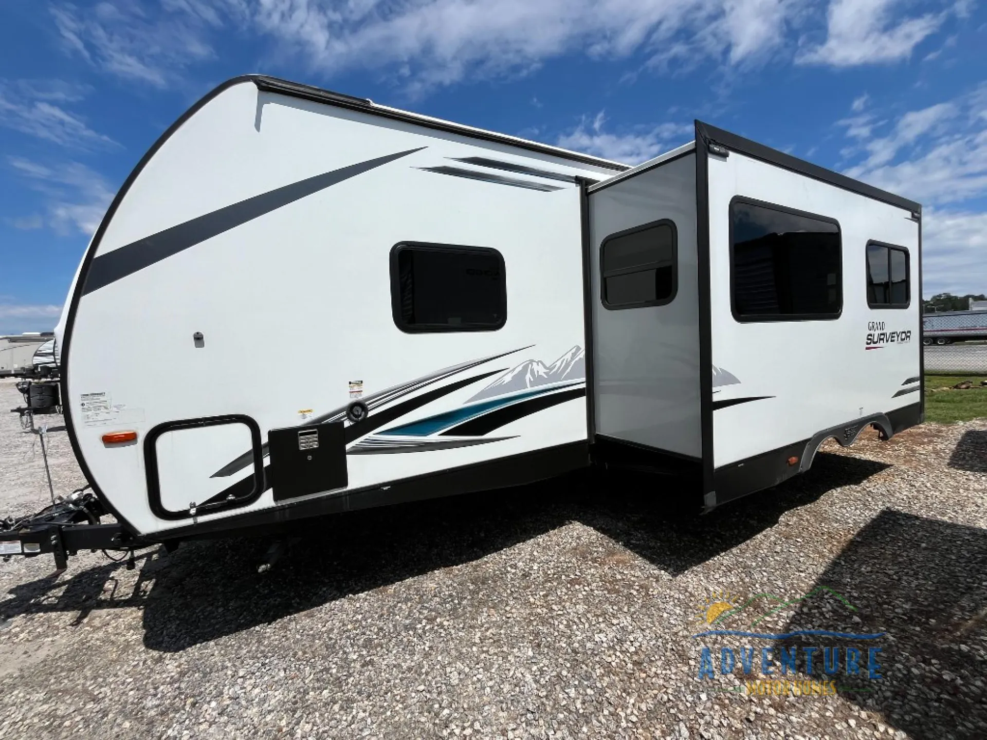 2023 Forest River Grand Surveyor 267RBSS - Photo 4