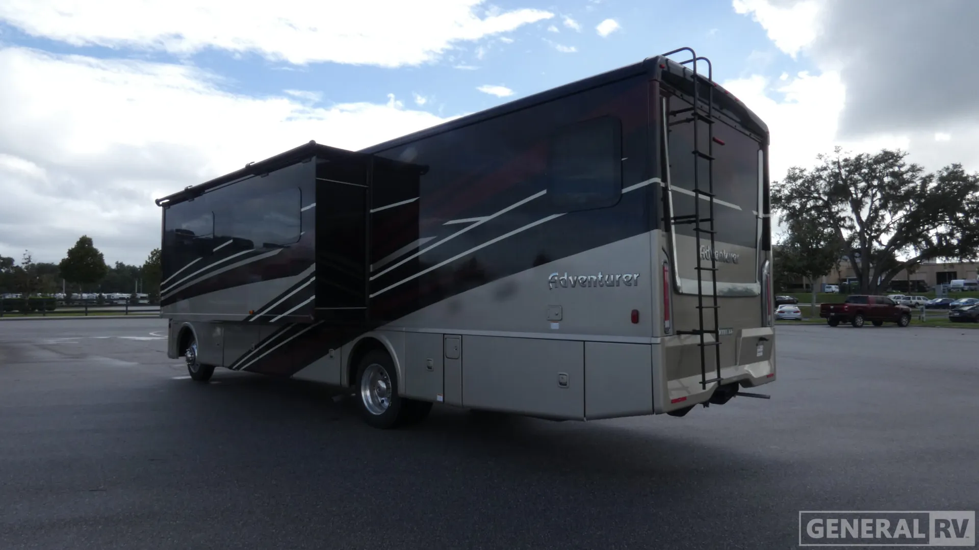 2026 Winnebago Adventurer 35F - Photo 4