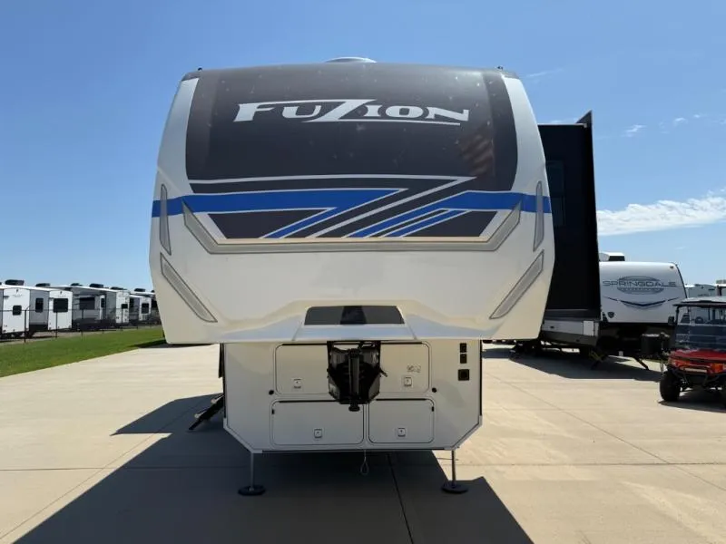 2025 Keystone Fuzion 419 - Photo 3