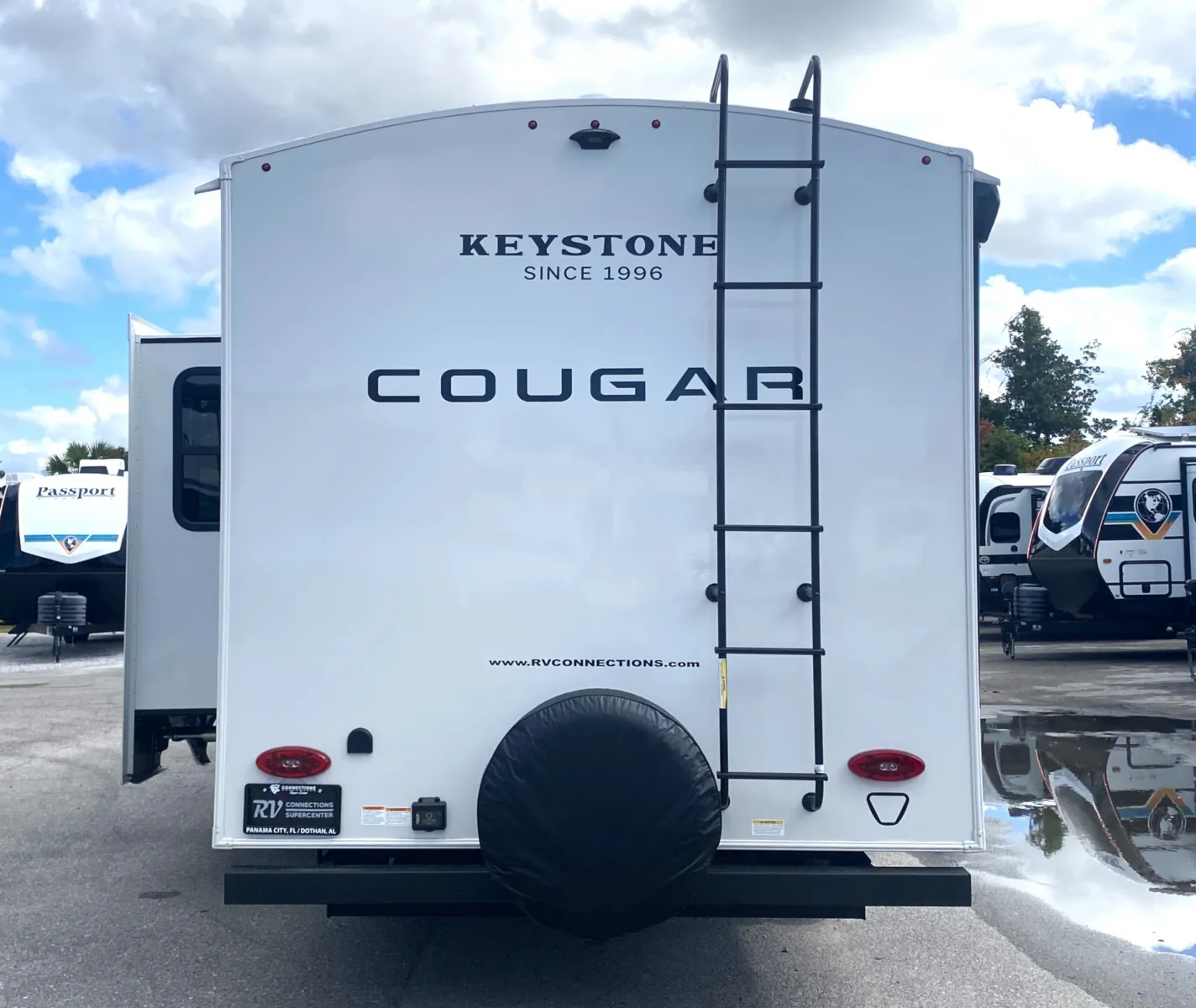 2026 Keystone RV Cougar Half-Ton 26LBW - Photo 4