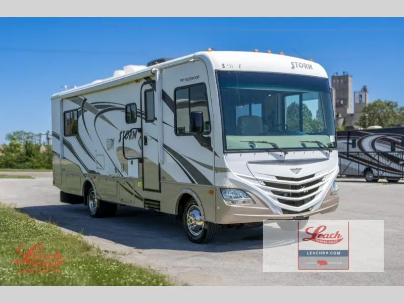 2011 Fleetwood RV Storm 28MS - Photo 2