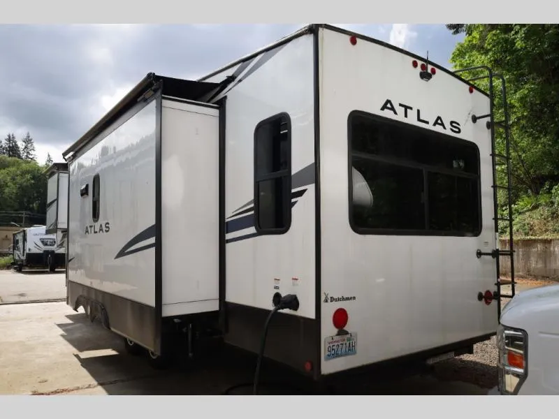 2023 Keystone RV Atlas 2292RLF - Photo 4
