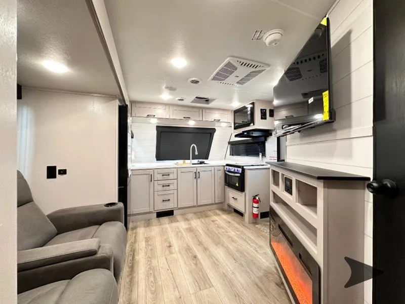 2026 Jayco Jay Feather 24FK - Photo 4