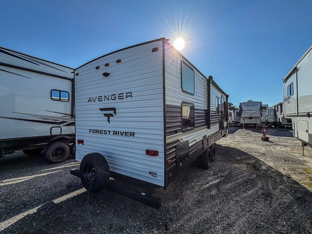 2027 Forest River Avenger 26DBS — Photo 7