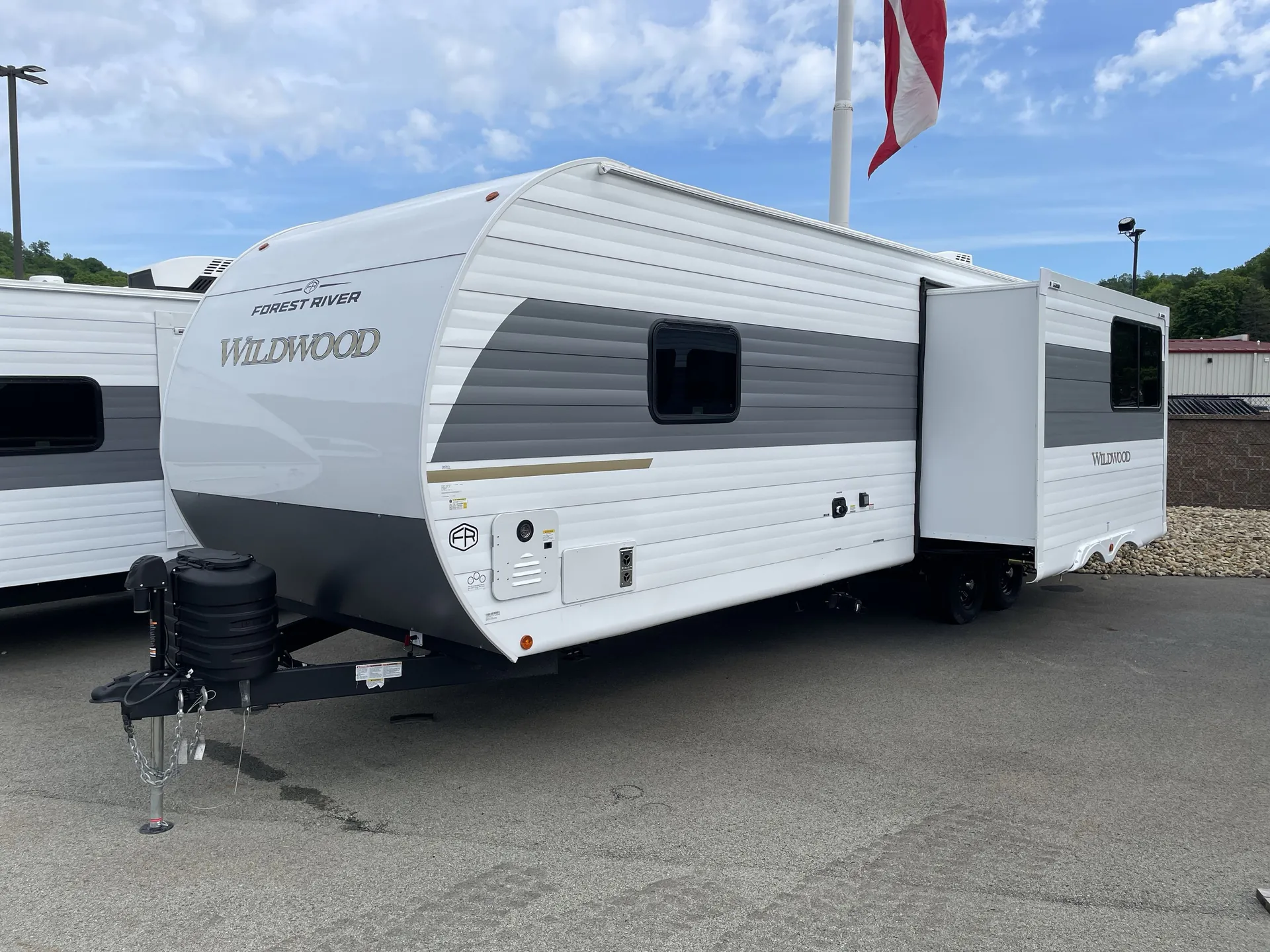 2026 Forest River Wildwood 300ICE — off campside